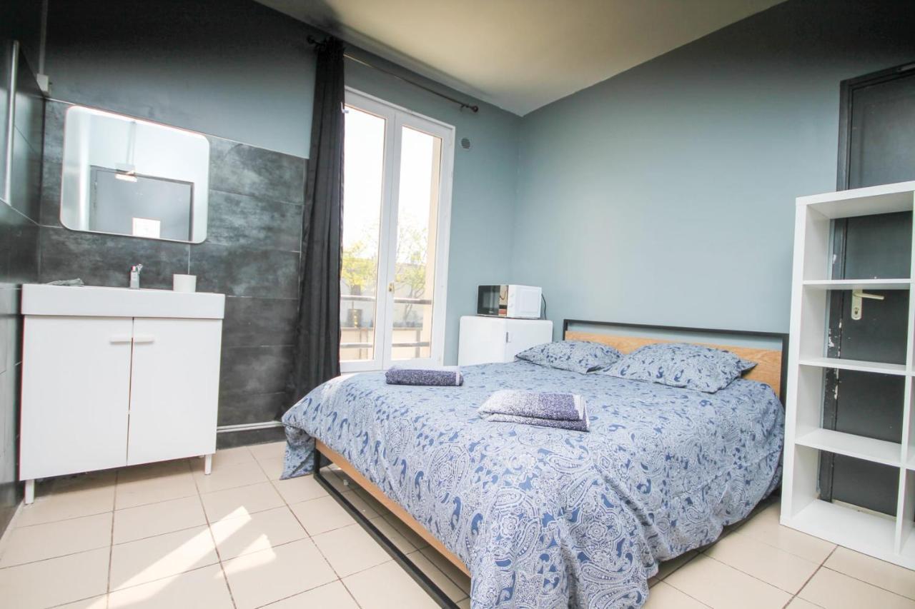 08 - Chambre Proche Paris Et Transports Avec Tv Wifi サン＝ドニ エクステリア 写真