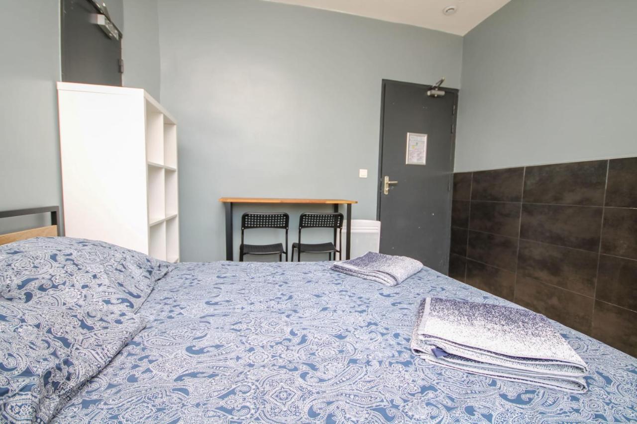 08 - Chambre Proche Paris Et Transports Avec Tv Wifi サン＝ドニ エクステリア 写真